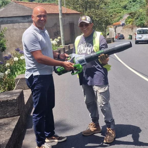 Junta de Freguesia do Caniço adquire Sopradores Elétricos
