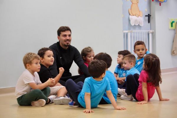 Artigo - Projeto "Caniço a Brincar..."