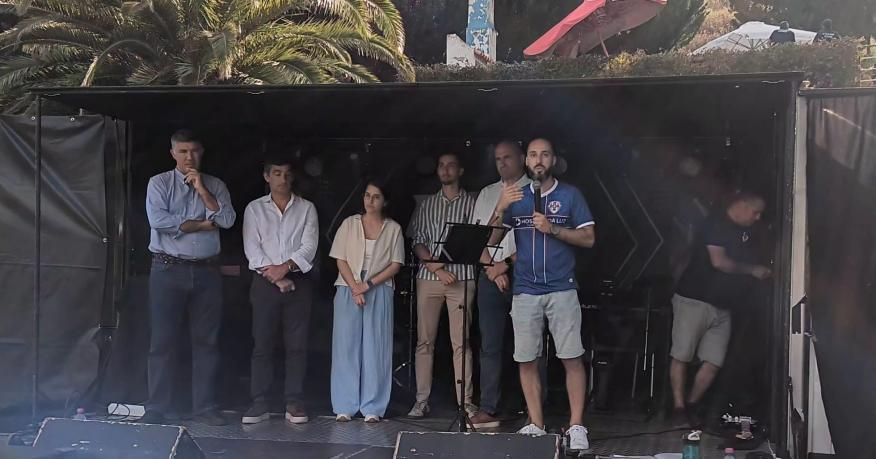 Junta de Freguesia do Cani&ccedil;o presente no 88.&ordm; anivers&aacute;rio do Grupo Recreativo Cruzado Canicense