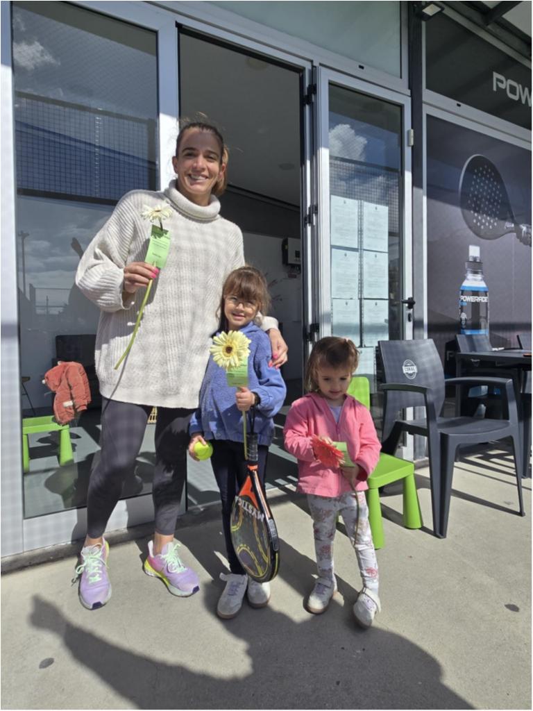 Entrega de flores - Dia da Mulher